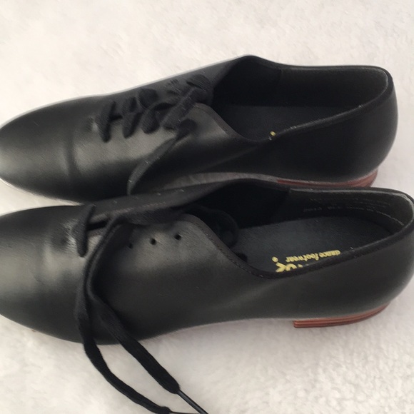 Danshuz Shoes Danshuz Tap Dance Shoes London Size 8